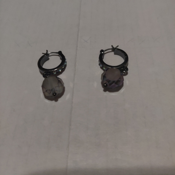 Jewelry - Picture 2 of 4